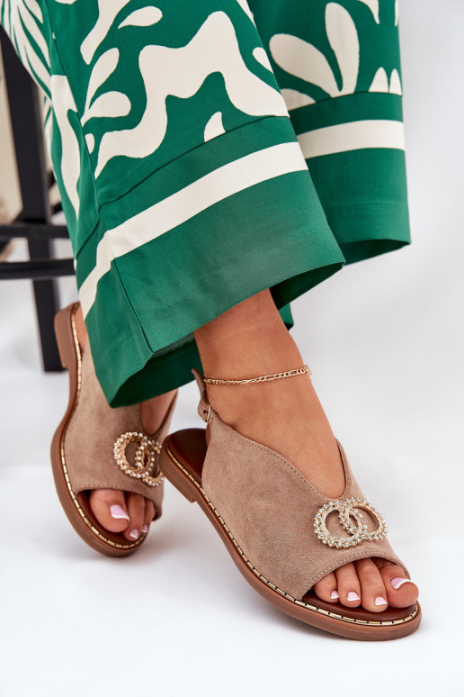 Sieviešu basenes ar ornamentiem ar platiem papēžiem Eko zamšādaoIne smilšu krāsas Ralisses Sieviešu basenes ar ornamentiem ar platiem papēžiem Eko zamšādaoIne smilšu krāsas Ralisses