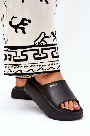 Vieglas čības uz pirksta sieviešu čības ar platformu Big Star RR274A567 melnas krāsas 2