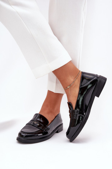 Eleganta stila Lakoti mokasīni Sieviešu Z Ieslēgtsturalnej Skóry Vinceza 18100 melnas krāsas