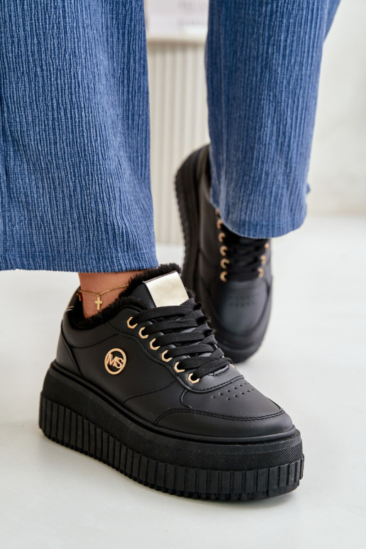 Sporta apavi ar siltinājumu un... Sporta apavi ar siltinājumu un...