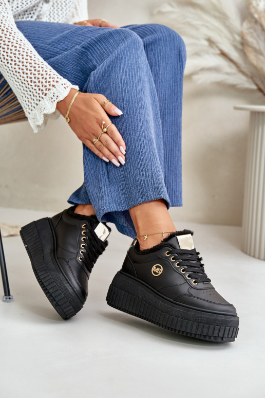 Sporta apavi ar siltinājumu un... Sporta apavi ar siltinājumu un...