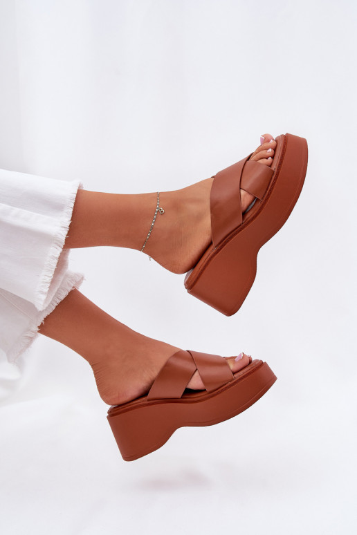 sieviešu čības ar platformu I Koturnie brūnas krāsas Nelithraea