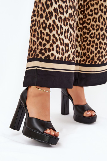 Sieviešu basenes Un platforma Eko Āda melnas krāsas Lomman